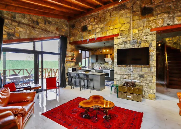 Sakarya Kurucesme De 3 1 Salon Oezel Havuzlu - Soemineli 6 Kisilik Tas Ev -spn-3670 Villa