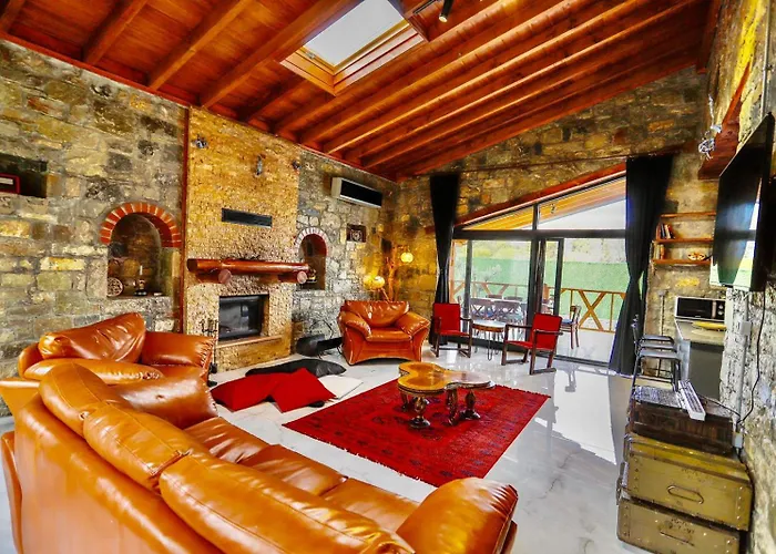 Sakarya Kurucesme De 3 1 Salon Oezel Havuzlu - Soemineli 6 Kisilik Tas Ev -spn-3670 Villa Sapanca